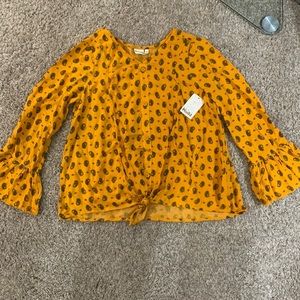 Bell Sleeve Top NWT, sz L 10/12